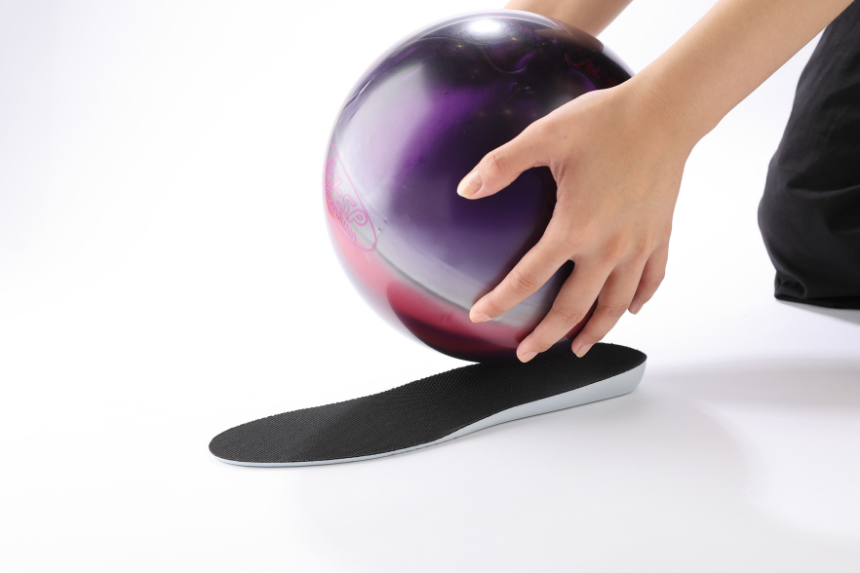 足裏がハマる”沼”感覚。超低反発『インソールNu:ma』実験動画まとめ